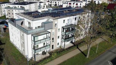 NEUBAU mit PV-Anlage, Batteriespeicher... - 3-Zimmer-Wohnung mit großem Balkon, Tageslichtbad, Gä...