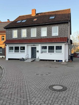 Neuwertige 2-Raum-Wohnung mit Balkon in Aerzen