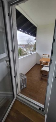 Nachmieter gesucht - möbilierte 1-Raum-Wohnung mit Balkon und Einbauküche in Dieburg