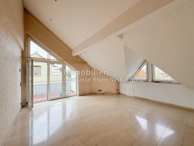 Maisonette-Wohnung mit Balkon, Stellplatz und Garage