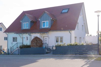 Schöne Doppelhaushälfte in junger Wohnsiedlung in Rohrbach