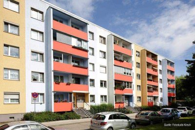 3-Zimmerwohnung mit Einbauküche und Balkon