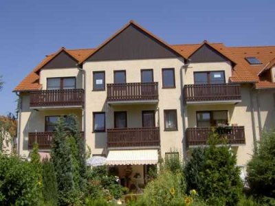 Individuelle 2,5 R. Wohnung mit Terrassengarten