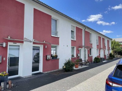 Charmantes Reihenmittelhaus mit Garage in Koblenz-Lützel komplett eingerichtet