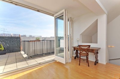 Möblierte Dachmaisonette mit 3 Schlafzimmern und sonniger Terrasse nahe Rochusmarkt - auf Wunsch auch unmöbliert