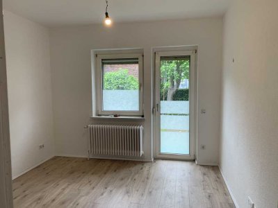 Schöne und modernisierte 3-Raum-Hochparterre-Wohnung mit Balkon in Hagen