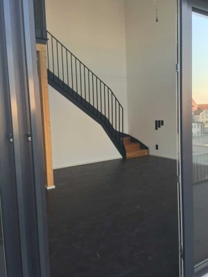 Neuwertige 4-Zimmer-Loft-Wohnung mit Balkon und EBK in Bamberg