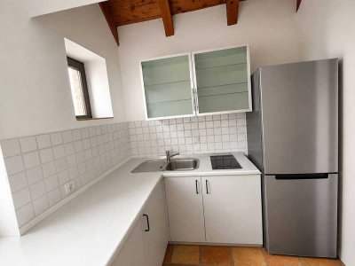 Schöne 70 m2 / 2,5-Zimmer Wohnung in Niederkassel mit Blick auf den Rhein