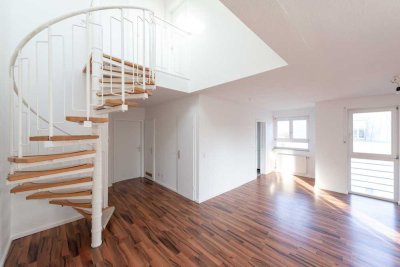 Helle 3-Zimmer-Maisonette in Großziethen nahe BER Flughafen