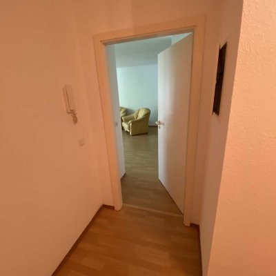 Exklusive, sanierte 2-Zimmer-Wohnung mit EBK in Zeitz