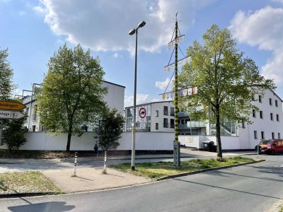 Exklusive EG-Wohnung mit separaten Eingang in einer abgeschlossenen Wohnanlage!Whirlpool,Garage,EBK!