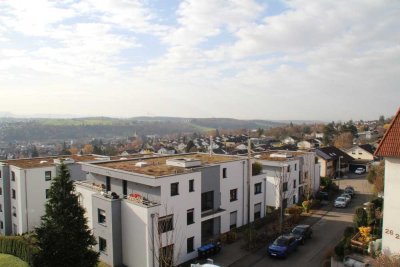 Helle 3,5 Zimmer Wohung mit abemberaubender Aussicht und tollem Balkon