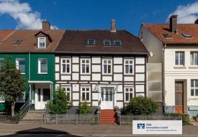 Stilvoll renoviertes Stadthaus mit Fachwerkcharme