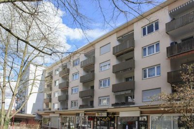 Sofort beziehbare 3-Zi-Wohnung mit Stellplatz, Balkon in verkehrsgünstiger Lage