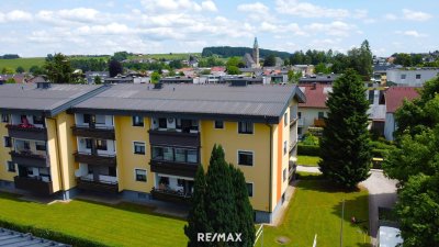 Familienhit - 4.Zi.-Wohnung mit Loggia und Einzelgarage