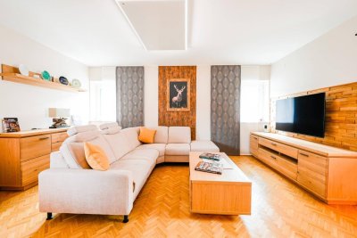 Neuwertig: Moderne Eleganz - 4-Zimmer Eigentumswohnung in Söll