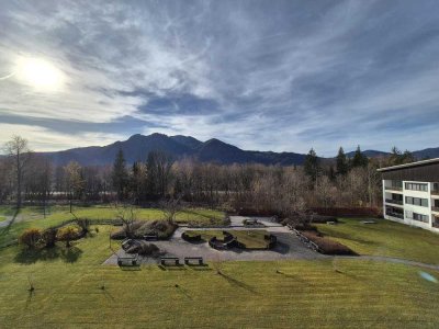 Wunderschöne und helle 2-Zimmer-Wohnung mit Bergblick ***frei***