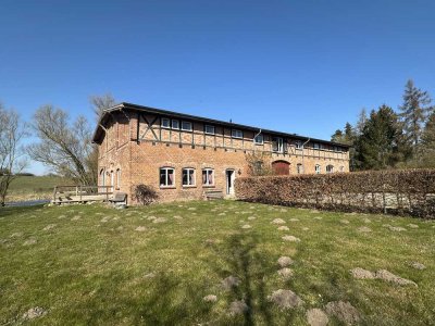 Kernsaniertes gr. Wohnhaus 14 Zi. / Grdst 6300 m² u. Weiher, Randlage mit Weitblick,14 km zum Meer