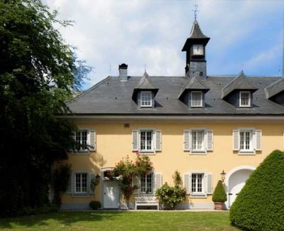 Rentei Schloss Pesch - prachtvolles Anwesen in Meerbusch Strümp