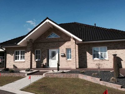 Winkel-Bungalow als Niedrigenergiehaus mit Wärmepumpe + PV-Anlage
Neubau in Planung