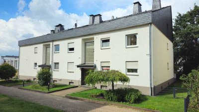 Gut vermietete 2-Zimmer-Dachgeschosswohnung mit Balkon u. Garage im Herzen von Burscheid