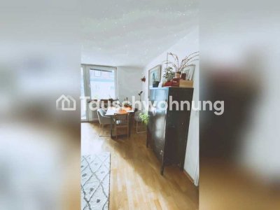 Tauschwohnung: Schöne helle 2 Zimmer Wohnung suche 2,5/3 Zimmer Wohnung