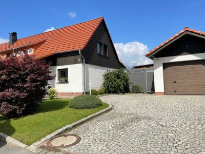 Top renovierte Doppelhaushälfte - Preis VB