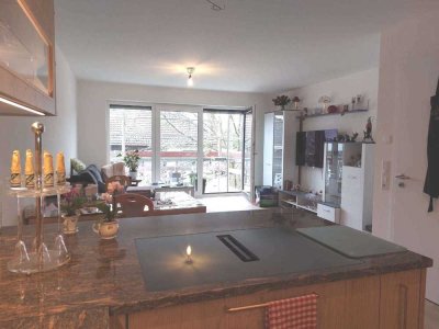 Schicke, helle 3 ZW im 1.OG- Aufzug- in Niederrodenbach mit 11 m²  Balkon!