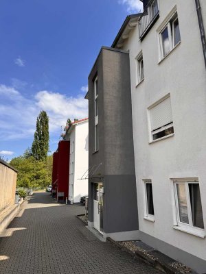 Maisonette-Erdgeschoss-Wohnung mit Garten in Kelkheim - Wohnen wie im eigenen Haus - von Privat