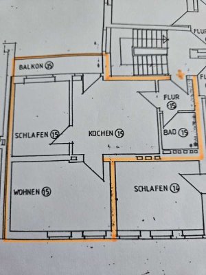 Freundliche, möblierte und kernsanierte 2-Zimmer-Wohnung mit EBK