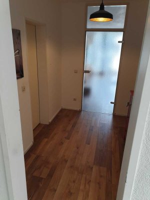 Gepflegte 3-Raum-Dachgeschosswohnung mit Balkon in Mönchengladbach