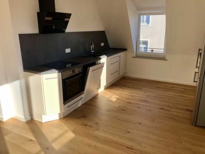 Vollsanierte Maisonette mit Stil - 2-Zimmer-Wohnung mit hochwertiger Ausstattung
