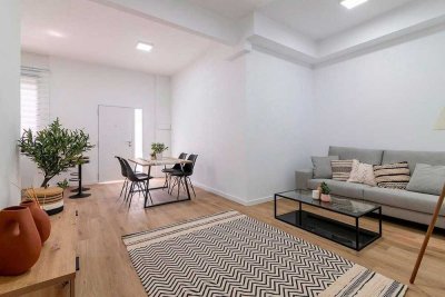 Attraktive 2-Zimmer-Wohnung mit Balkon und EBK in Ludwigsburg