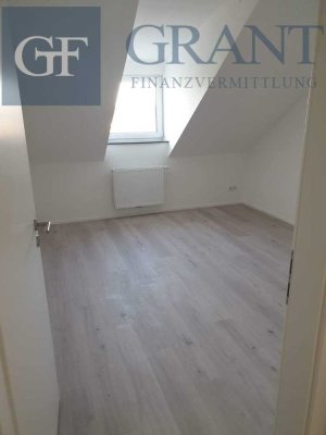 Attraktive Kapitalanlage: Sanierte 2-Zimmer-DG-Wohnung mit Balkon in Dillingen