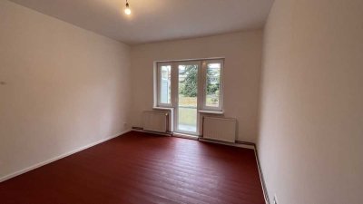 Helle 2-Zimmer-Wohnung mit Balkon in Berlin Spandau