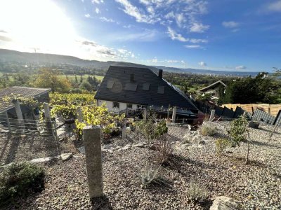 5 Zi. Maisonette Whg. mit Balkon, Garten, Terrasse