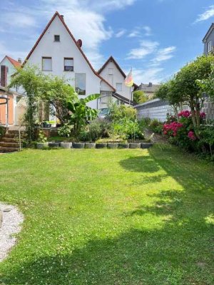 Freistehendes 2FH mit großem Garten in bester Lage von Urberach