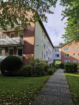 Riensberg | vermietete Zwei-Zimmer-Wohnung im 2. Obergeschoß mit großer Loggia