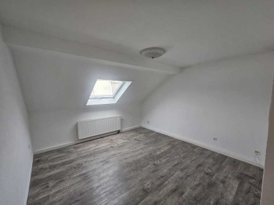 Helle 2-Zimmer Wohnung im 4. OG in Krefeld Stadtmitte