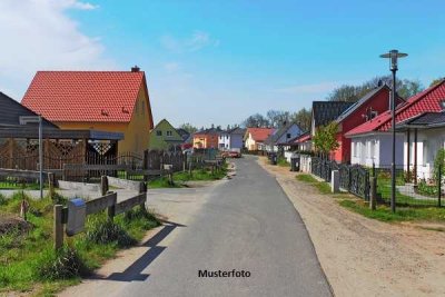 Kompaktes Einfamilienhaus mit angeb. Garage - provisionsfrei