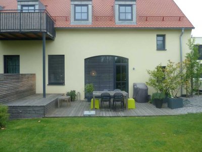 Traumhafte Gartenwohnung auf zwei Ebenen mit exklusiver Ausstattung