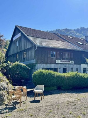 Attraktives Wohn- und Gewerbeobjekt mit zusätzlich möglicher Grundstücksfläche am Fuße des Hündle
