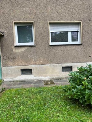 Vollständig renovierte 2,5-Raum-Wohnung mit Balkon in Duisburg Rheinhausen Bergheim (Erdgeschoss)
