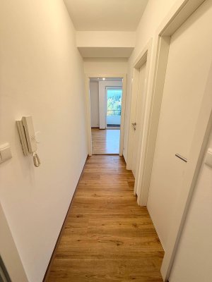 Neu sanierte Wohnung inkl. Parkplatz