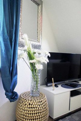 !! Sofort freie 1 Zimmer Wohnung - vollmöbliert- mit Balkon  !!
