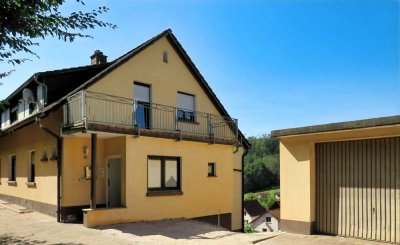Wohnen wo andere Urlaub machen: Gepflegtes Einfamilienhaus im Pfälzerwald