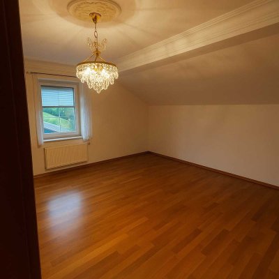 Gepflegte 3‑Zimmer Wohnung im 3. OG in Chamerau