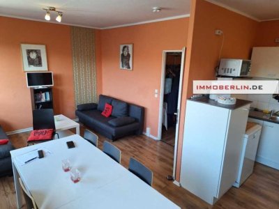 IMMOBERLIN.DE - Lichtdurchflutete Wohnung in familiärer Lage beim Volkspark Friedrichshain