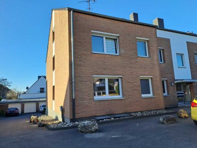 Sanierte 3‑Zimmer Wohnung mit Balkon in Köln-Rondorf
