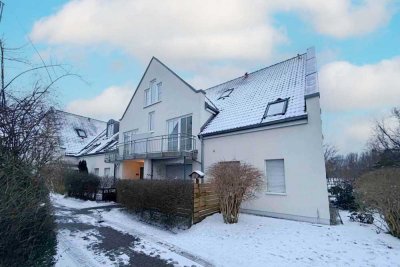 *Bezugsfrei!* 2-Zimmer mit Balkon, EBK und Stellplatz